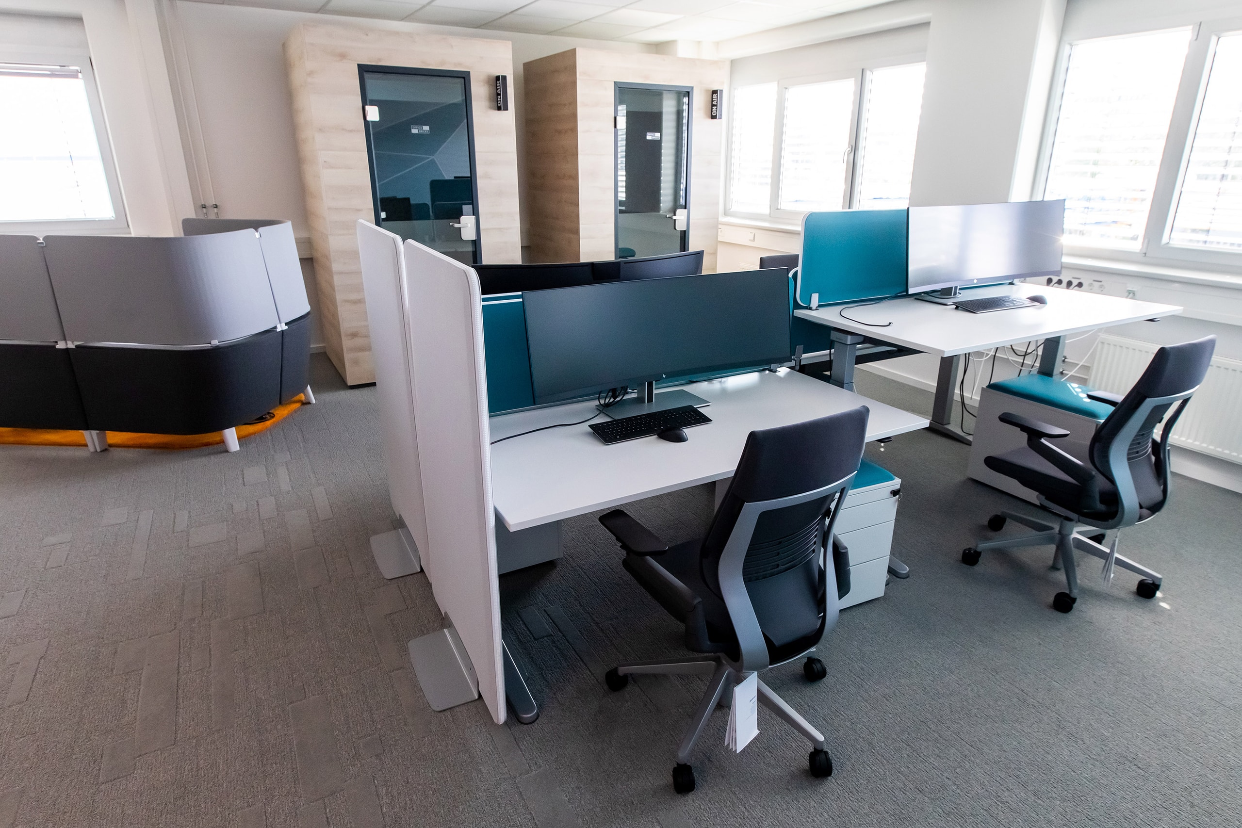 Moderne Bürokonzepte von Schwadke Büroeinrichtungen